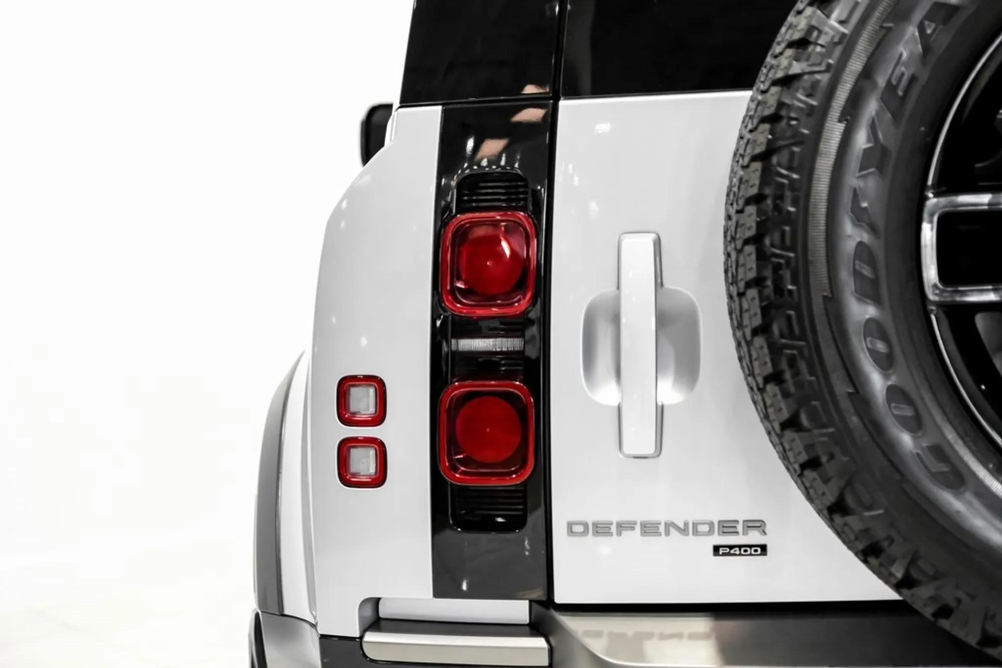 2022 Land Rover Defender 90 X-Dynamic S