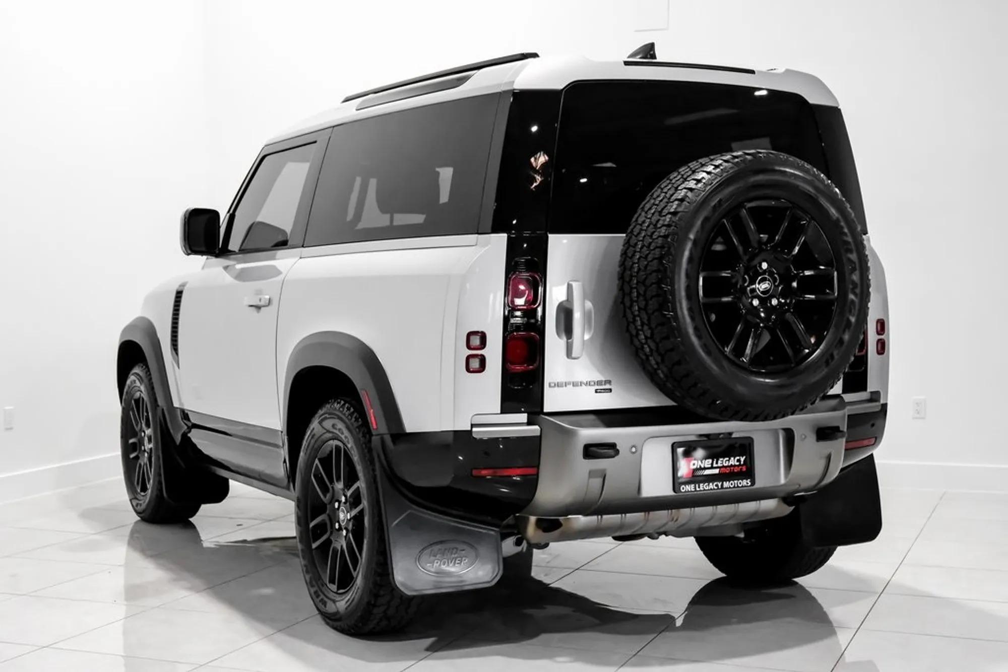 2022 Land Rover Defender 90 X-Dynamic S - 5