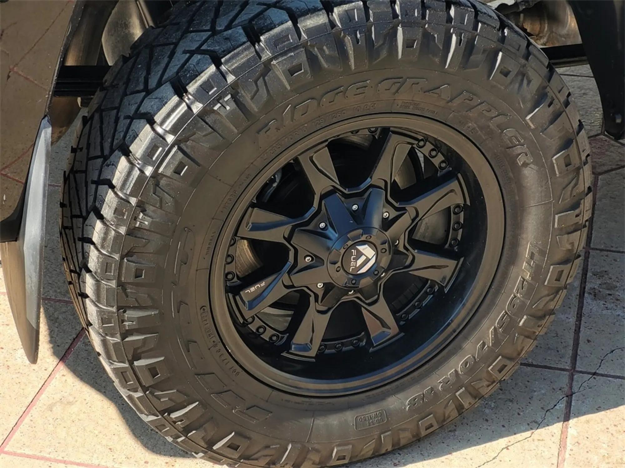 2019 Toyota Tundra Platinum - 4