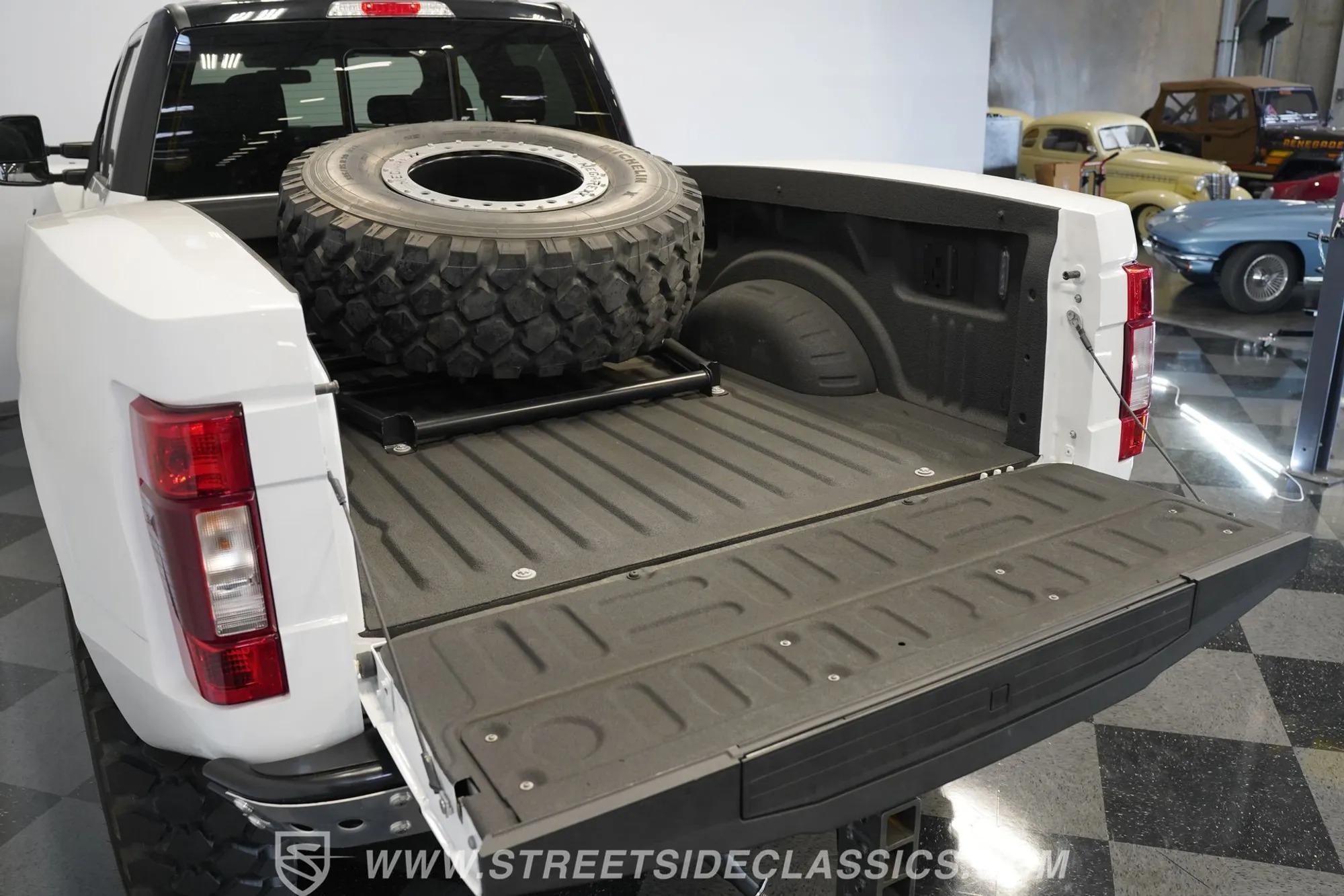 2022 Ford F-250 MegaRexx MegaRaptor