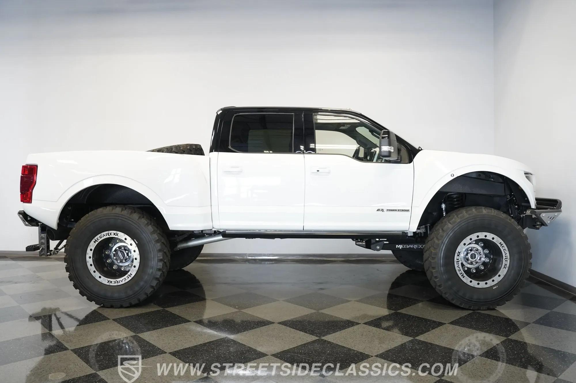 2022 Ford F-250 MegaRexx MegaRaptor