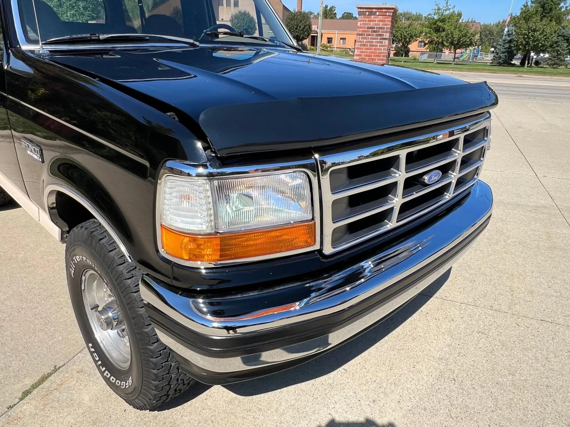1993 Ford Bronco Eddie Bauer