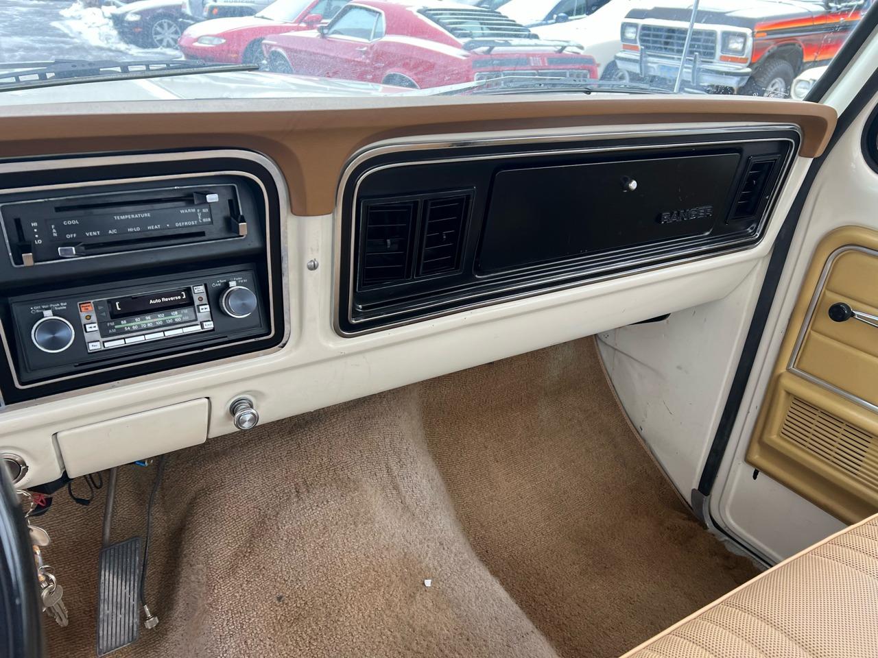 1977 Ford F-350 Ranger Camper Special