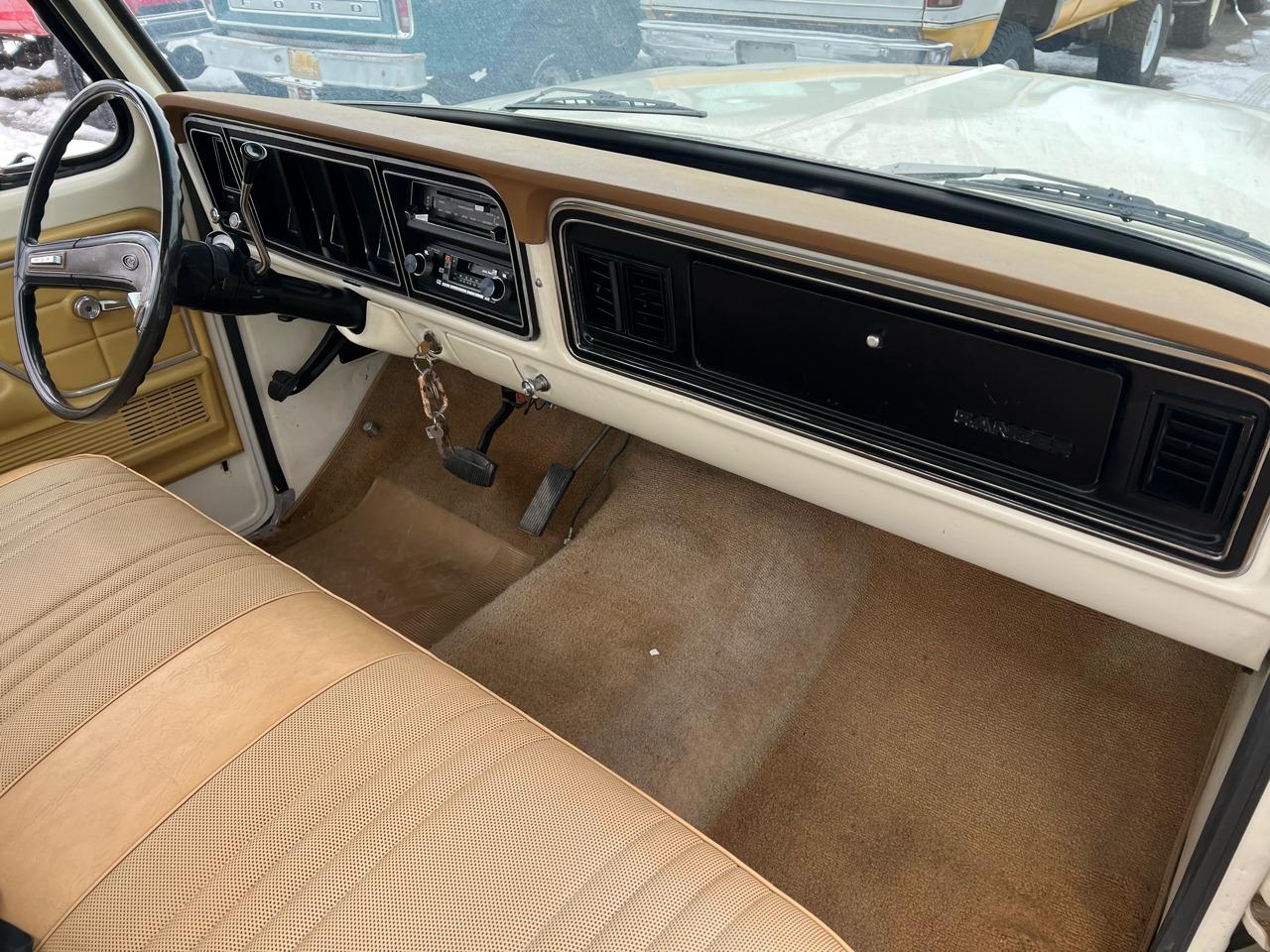 1977 Ford F-350 Ranger Camper Special