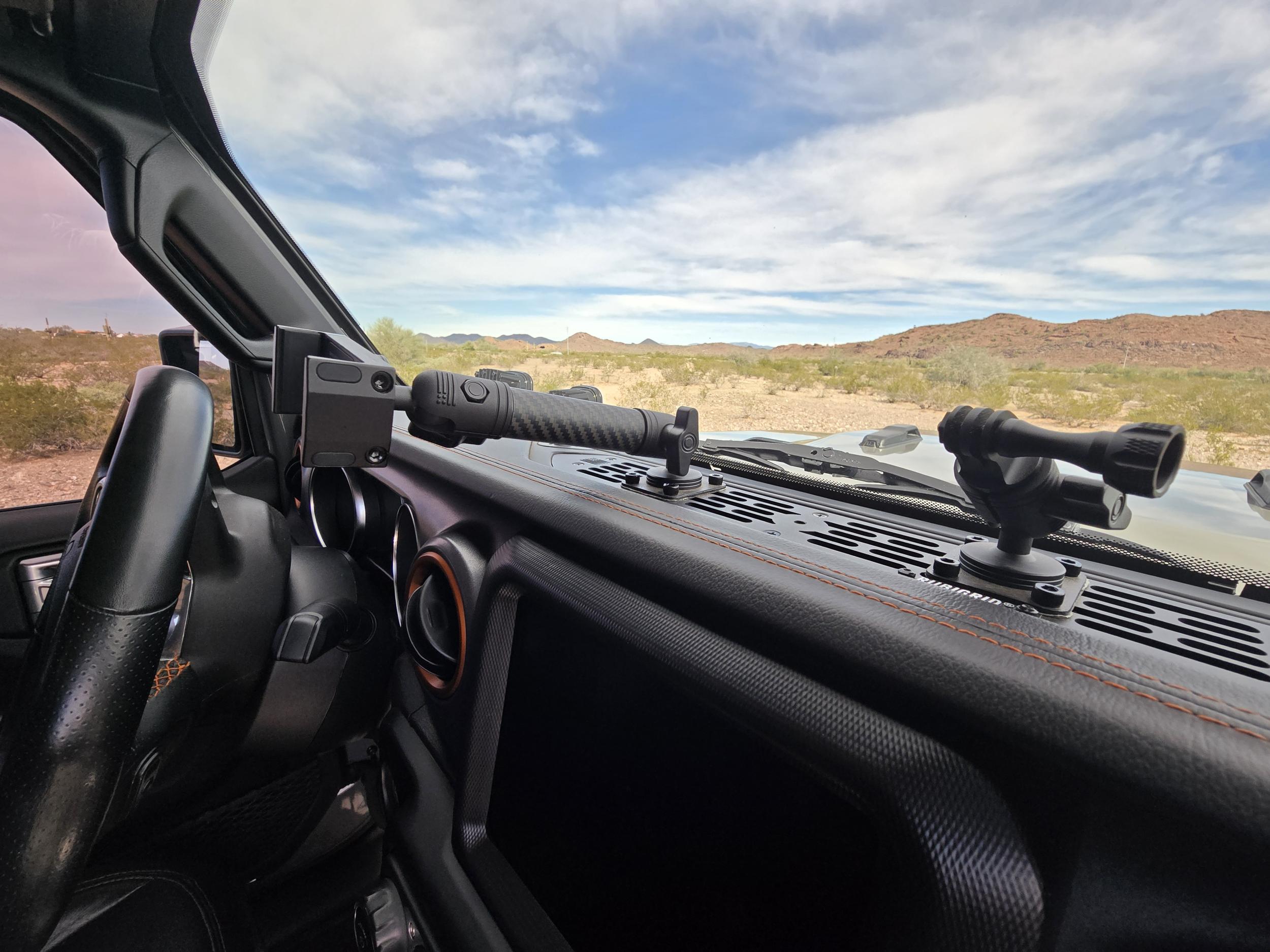 Modified 2022 Jeep Gladiator Mojave 4×4