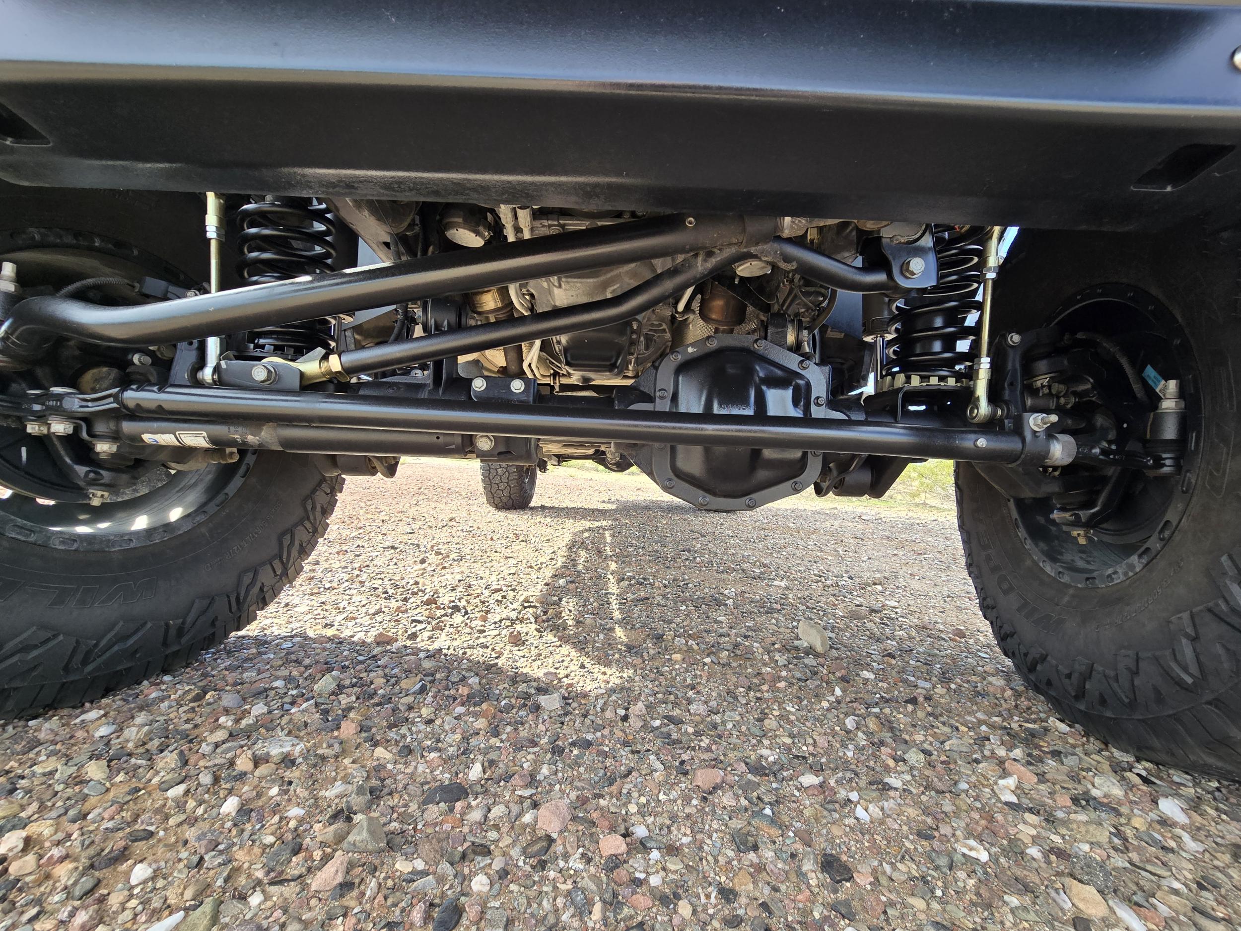 Modified 2022 Jeep Gladiator Mojave 4×4