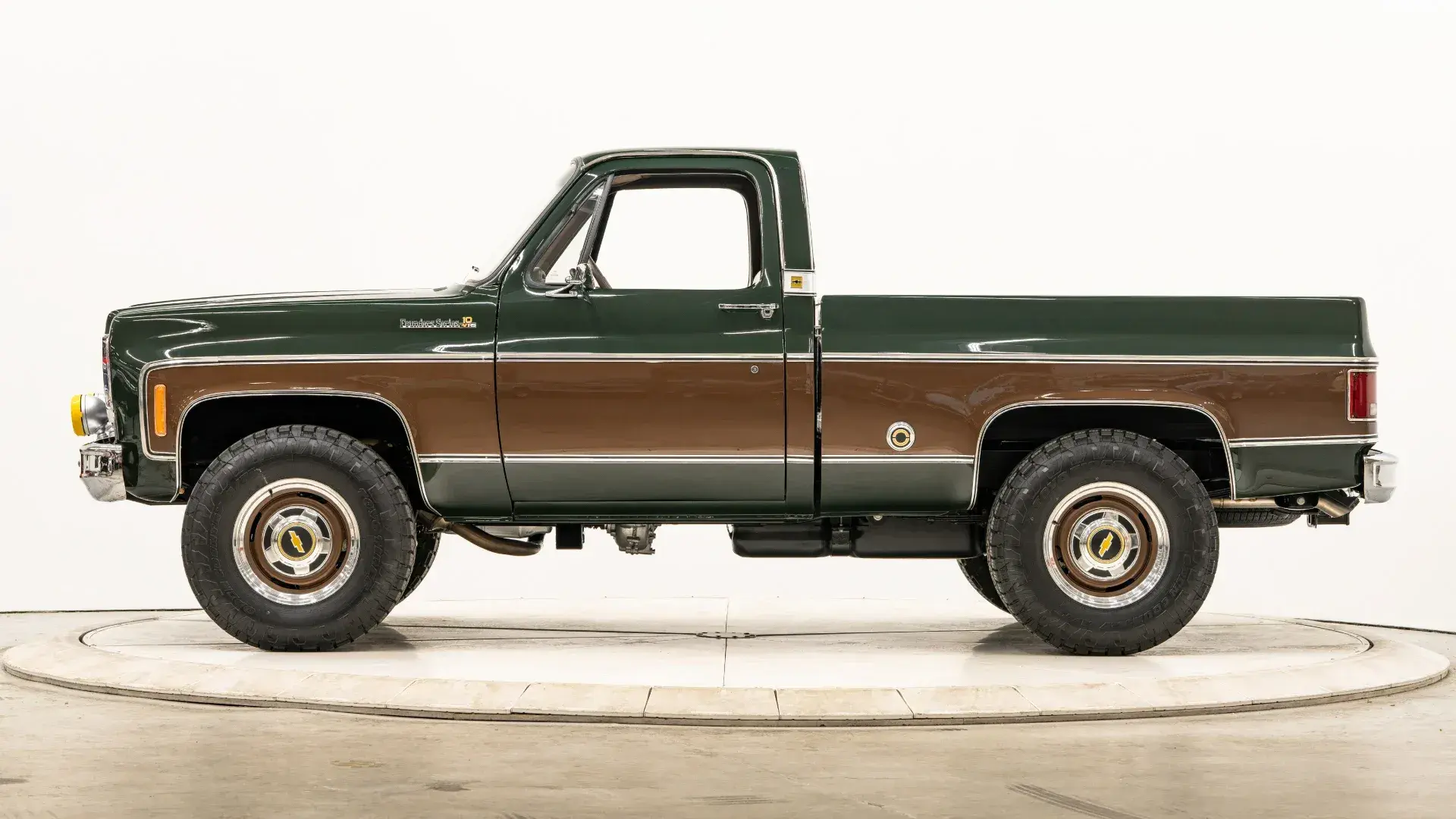 Velocity-Built 1977 Chevrolet K10 - 2