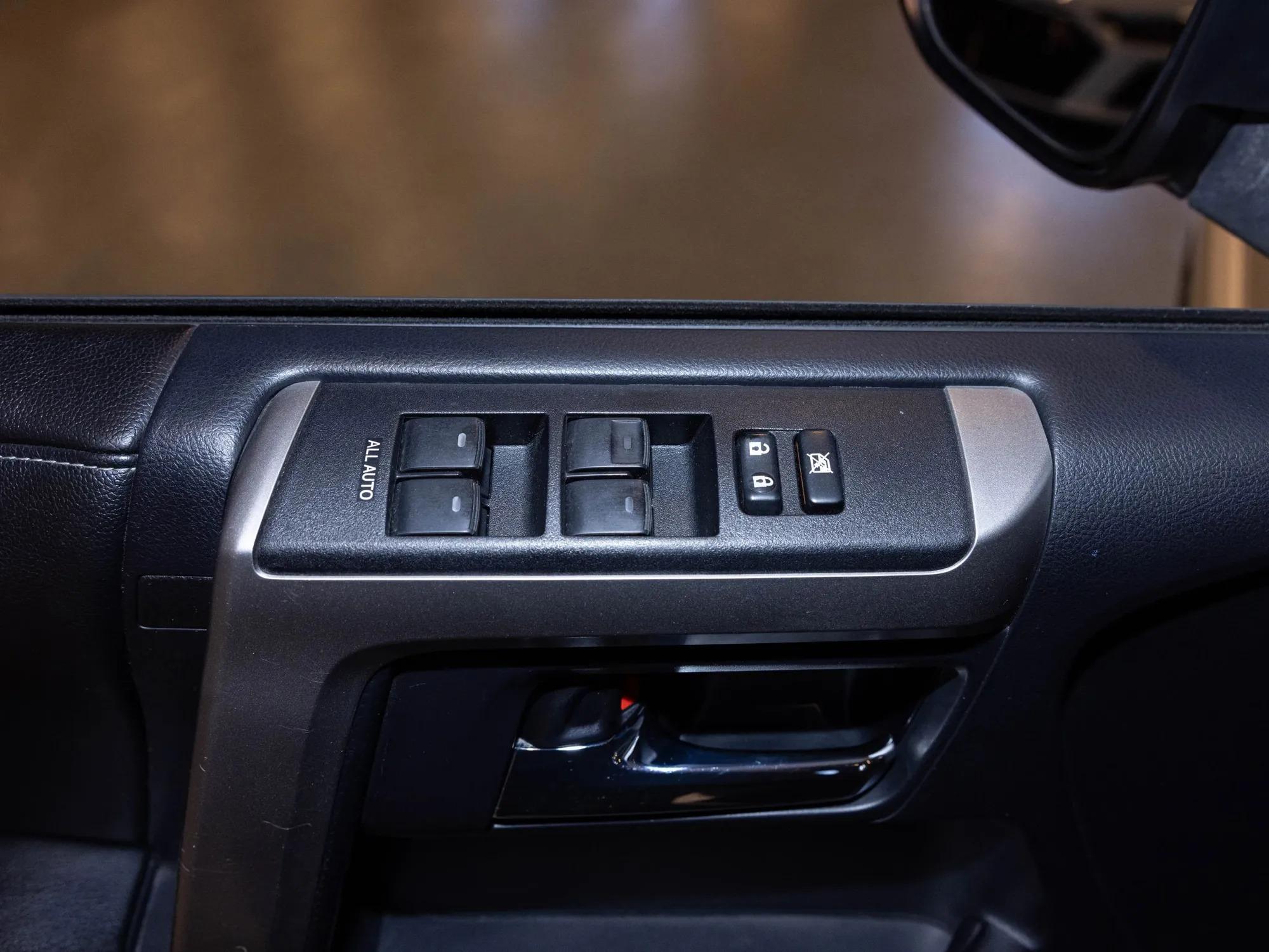 2015 Toyota 4Runner SR5 Premium