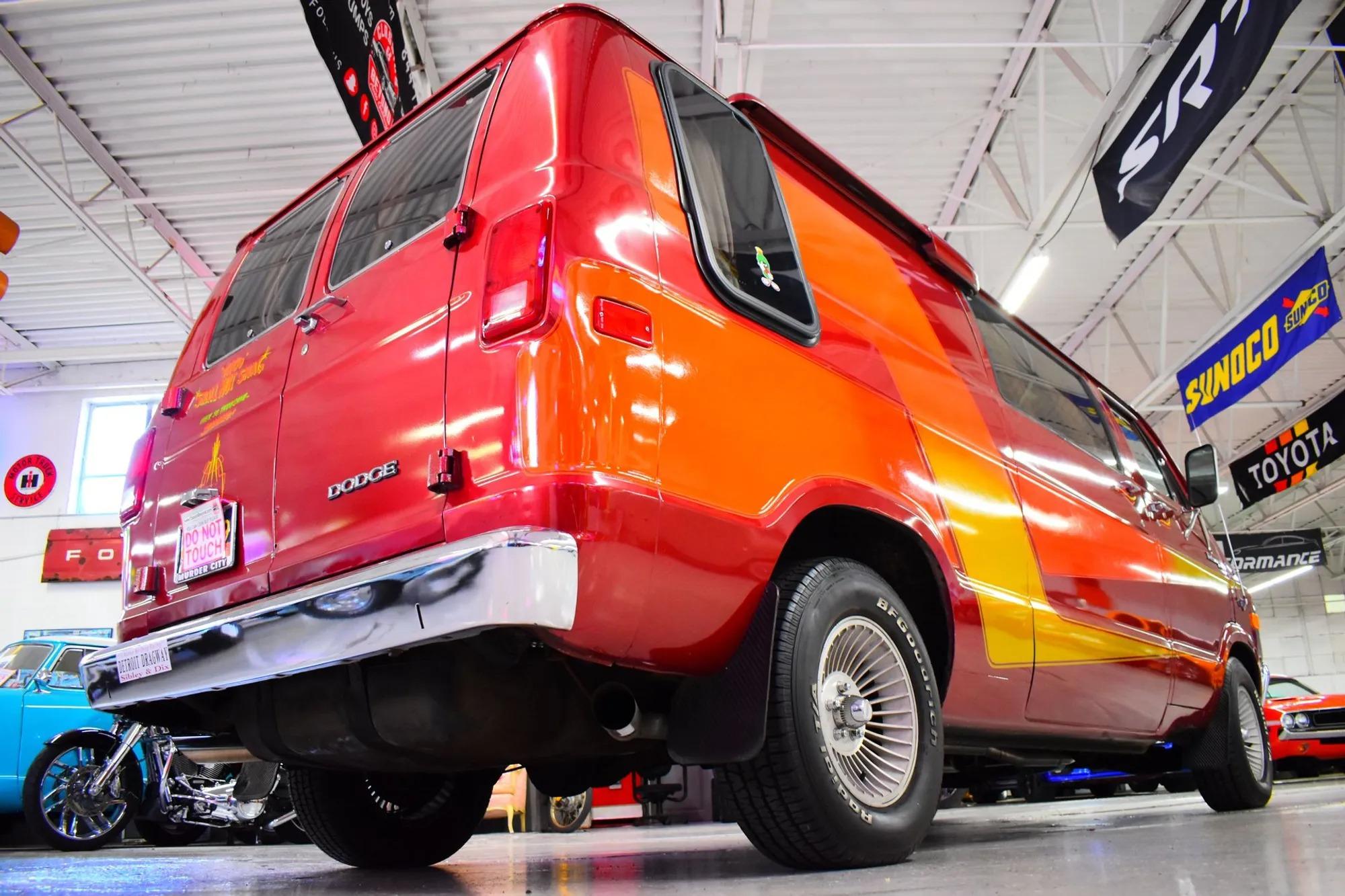 48k-Mile 1978 Dodge Tradesman 200 Van