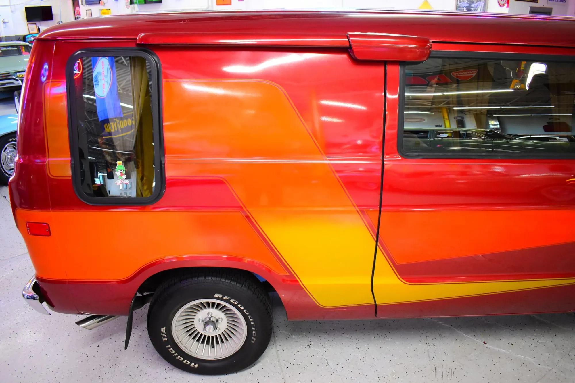 48k-Mile 1978 Dodge Tradesman 200 Van