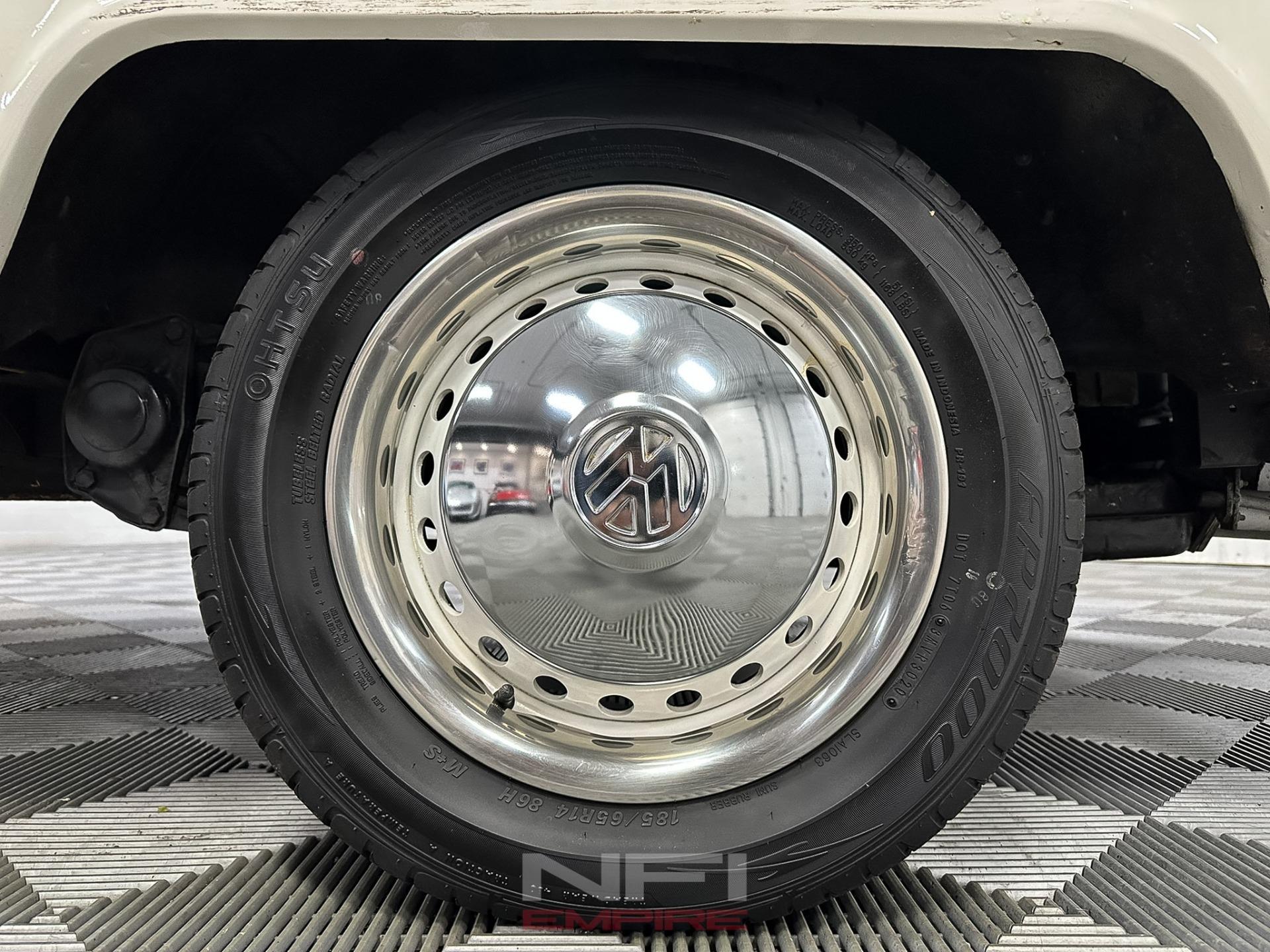 1977 Volkswagen Westfalia Camper Van