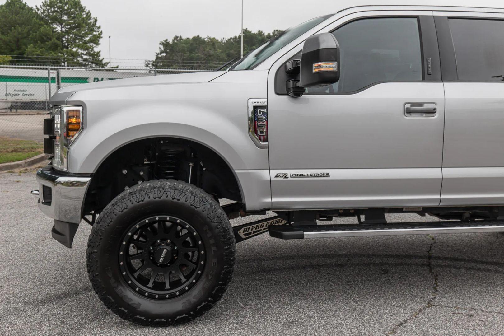 2019 Ford F-350 Super Duty Lariat