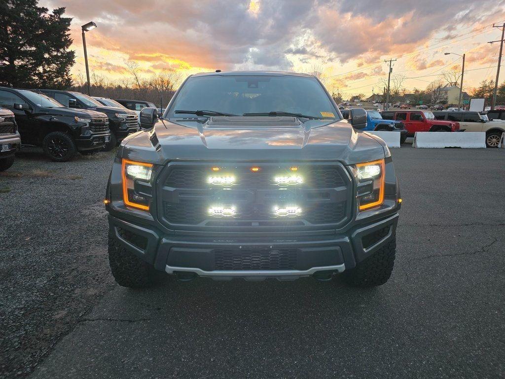 2018 Ford F-150 Raptor - 3