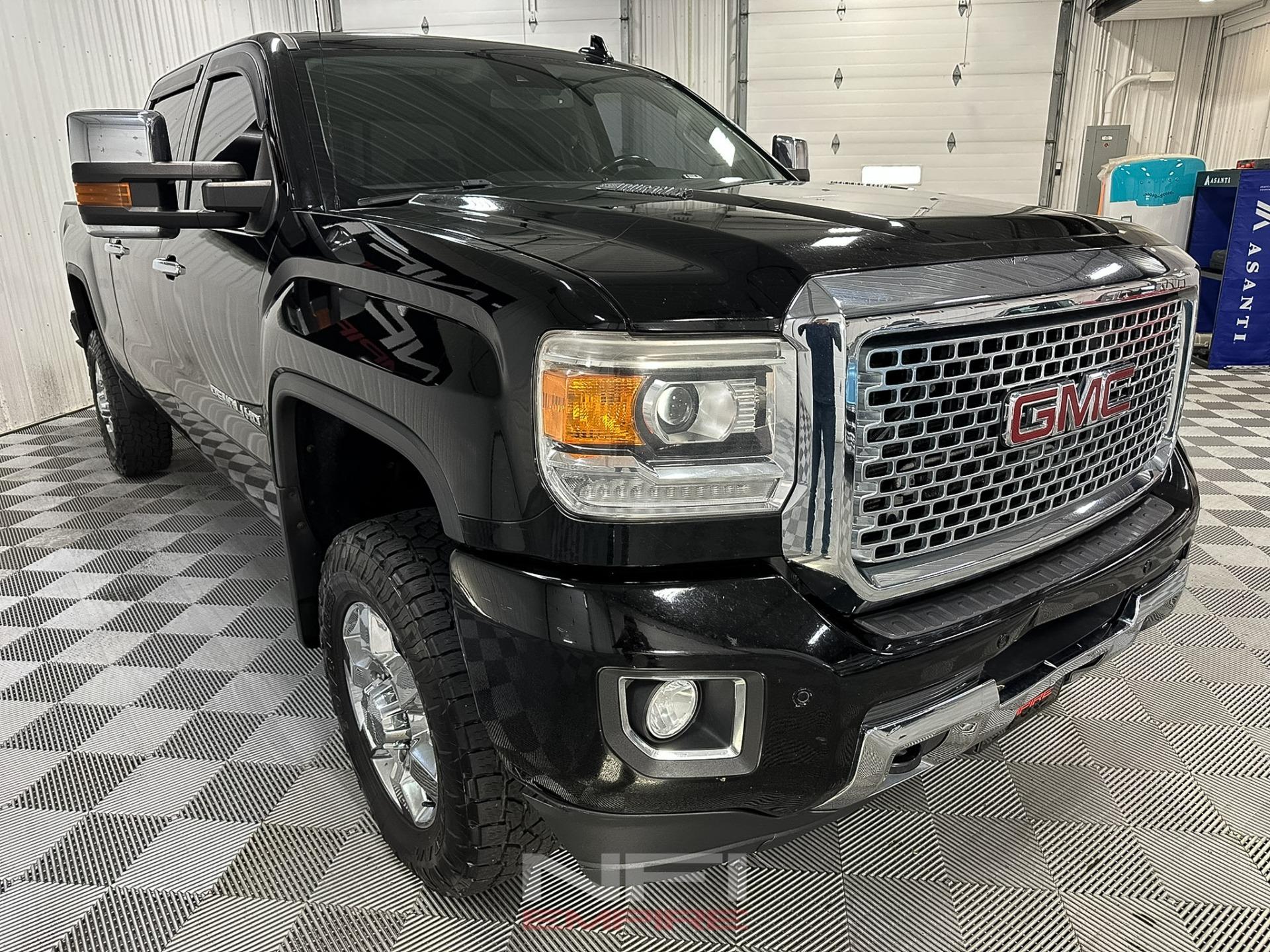 2015 GMC Sierra 2500 HD Denali - 4