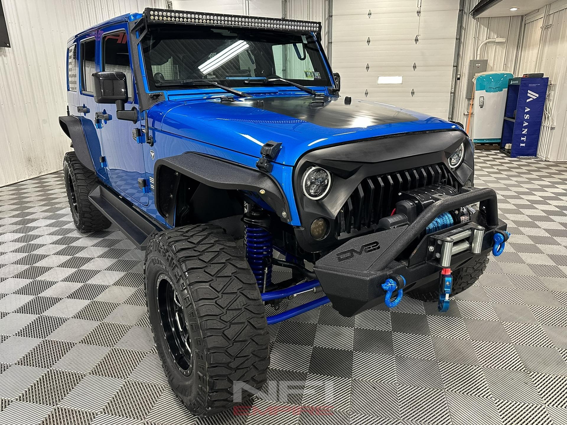 2014 Jeep Wrangler Unlimited Altitude Sport - 4