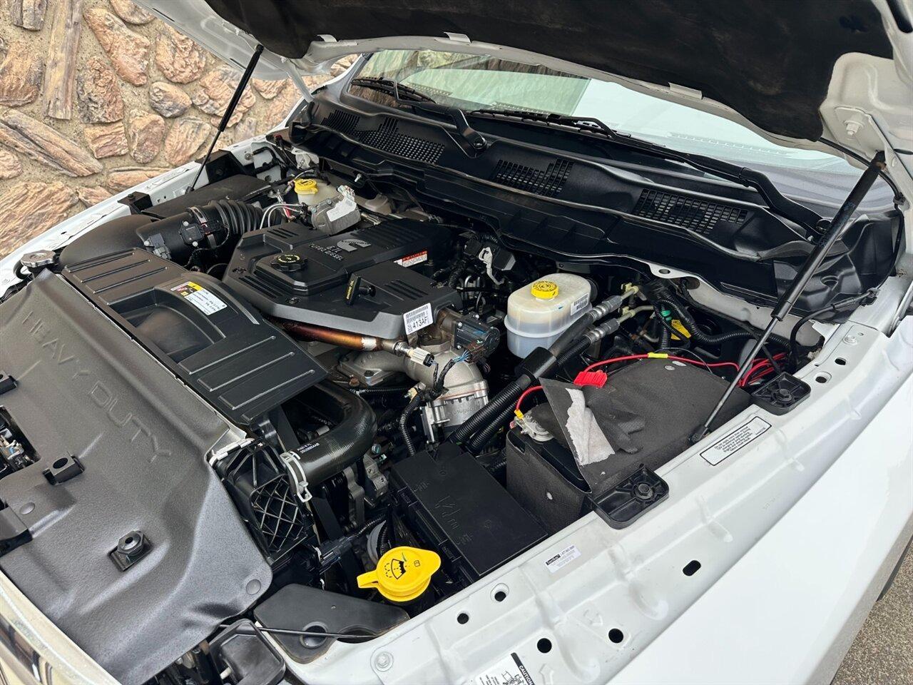 2012 RAM 3500 Dually 4×4