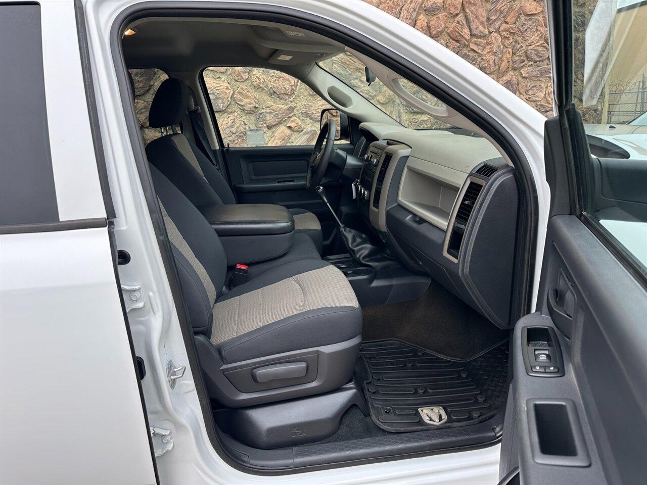 2012 RAM 3500 Dually 4×4