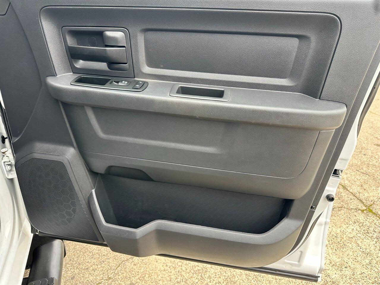 2012 RAM 3500 Dually 4×4