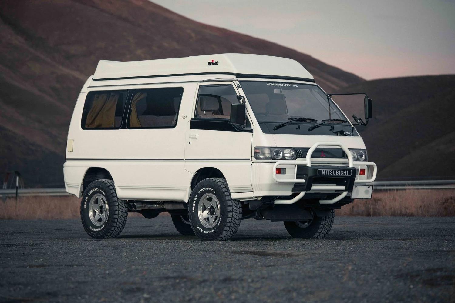 1993 Delica L300 Star Wagon Reimo
