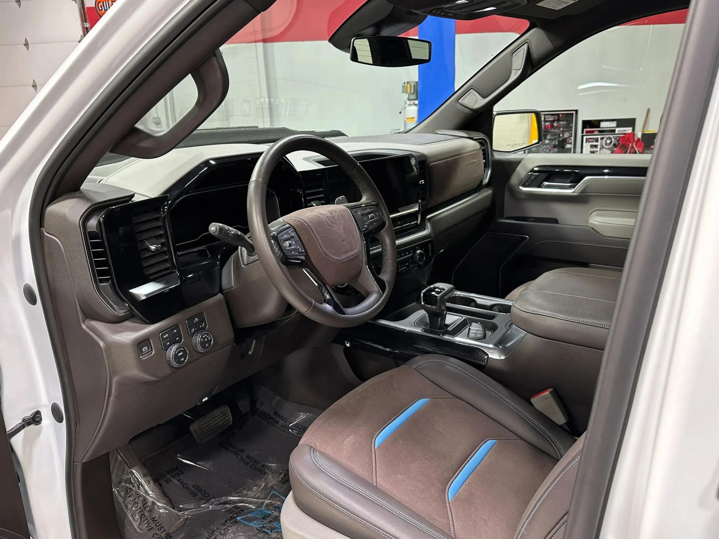 2023 Chevy Silverado 1500 RST Legendary #001