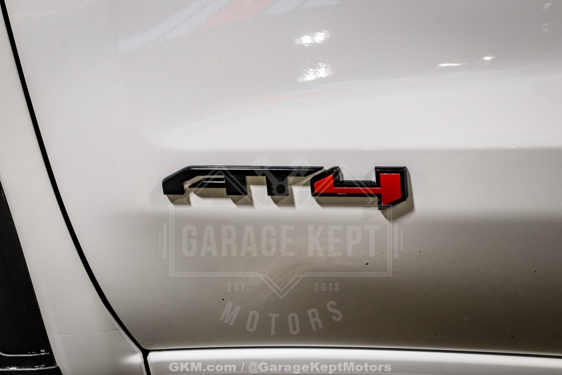 2023 GMC Sierra 1500 AT4