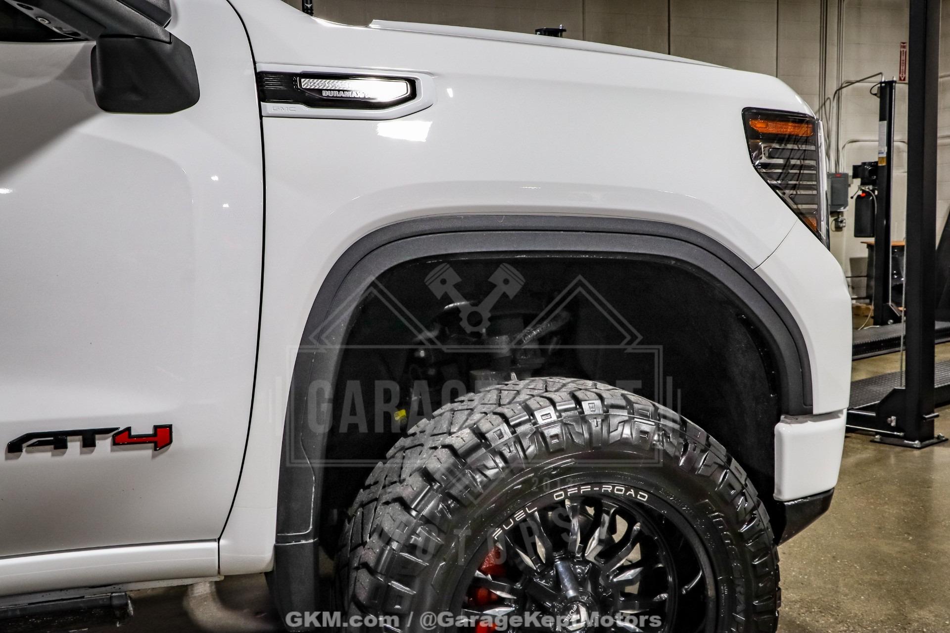 2023 GMC Sierra 1500 AT4