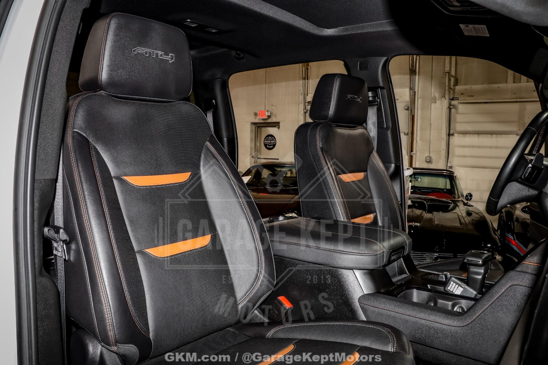 2023 GMC Sierra 1500 AT4