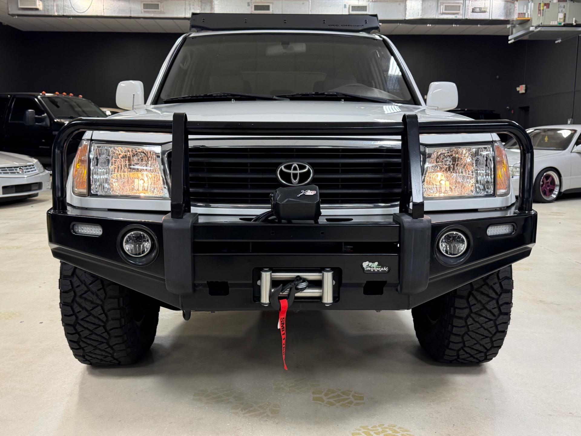 Modified 2000 Toyota Land Cruiser - 5