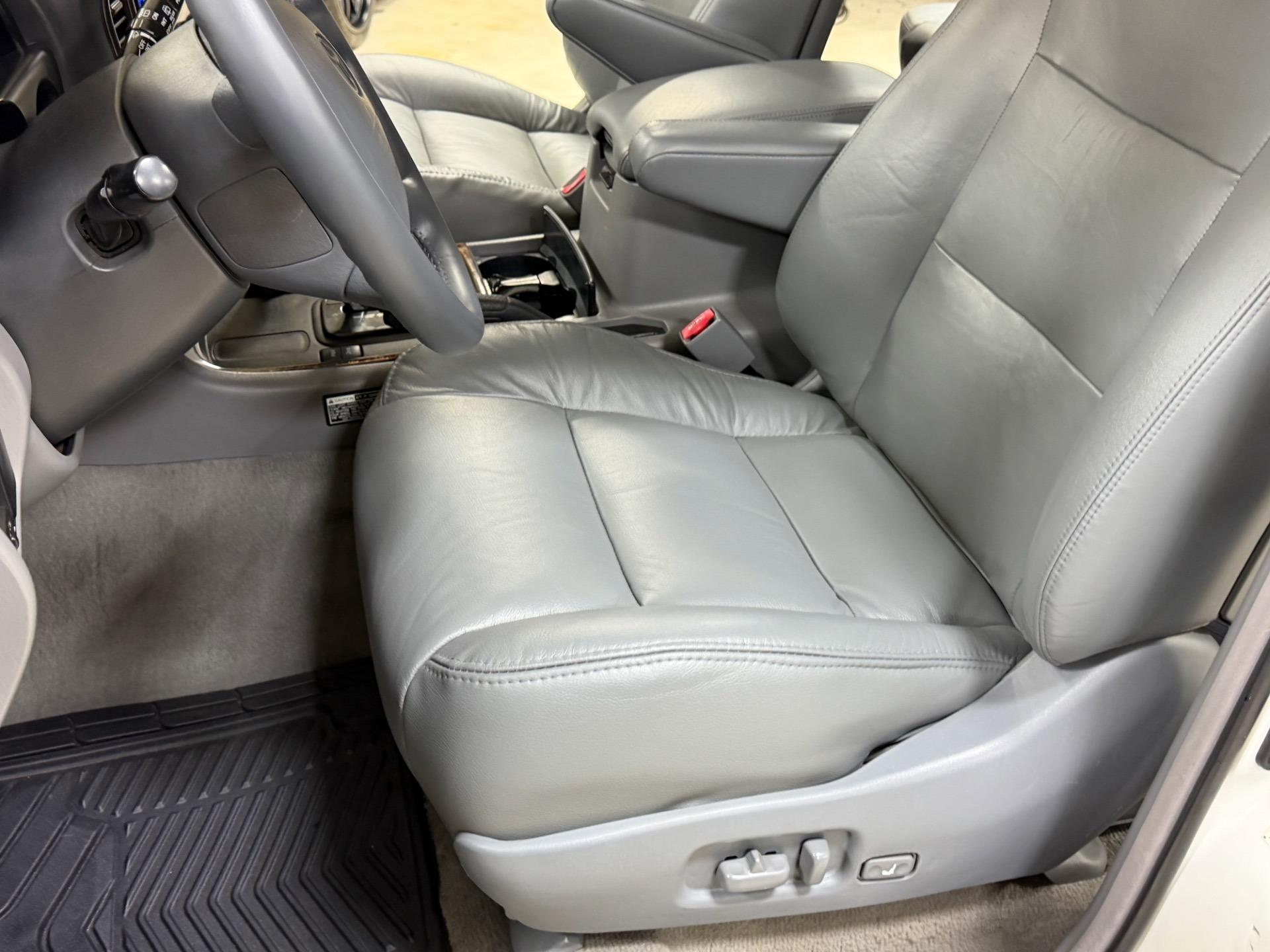 Modified 2000 Toyota Land Cruiser