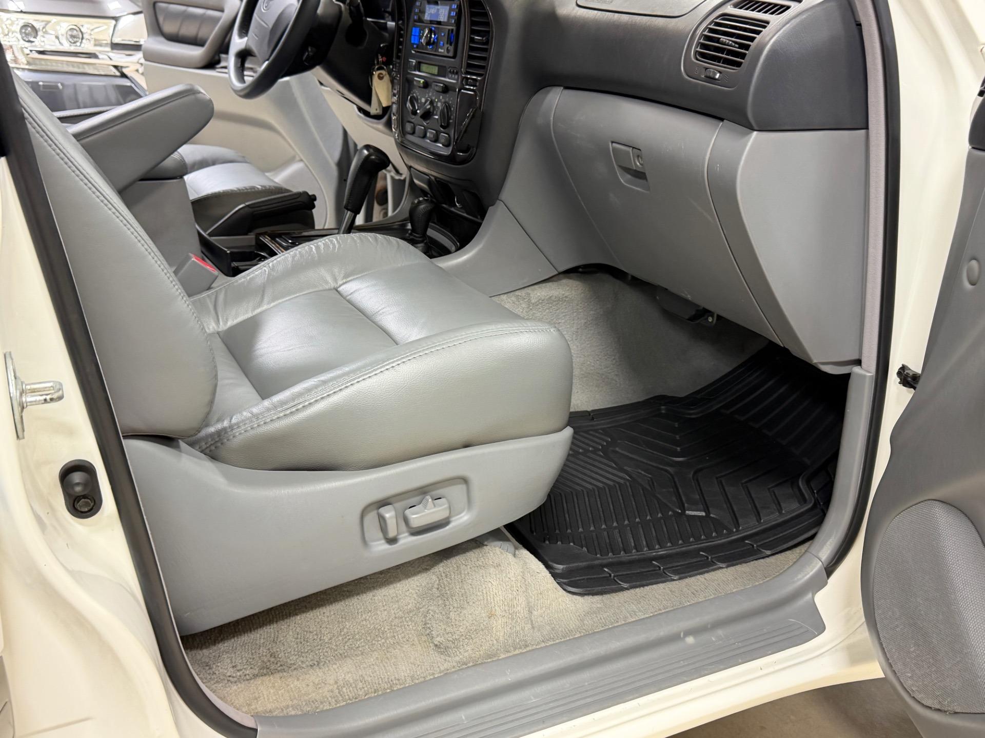 Modified 2000 Toyota Land Cruiser