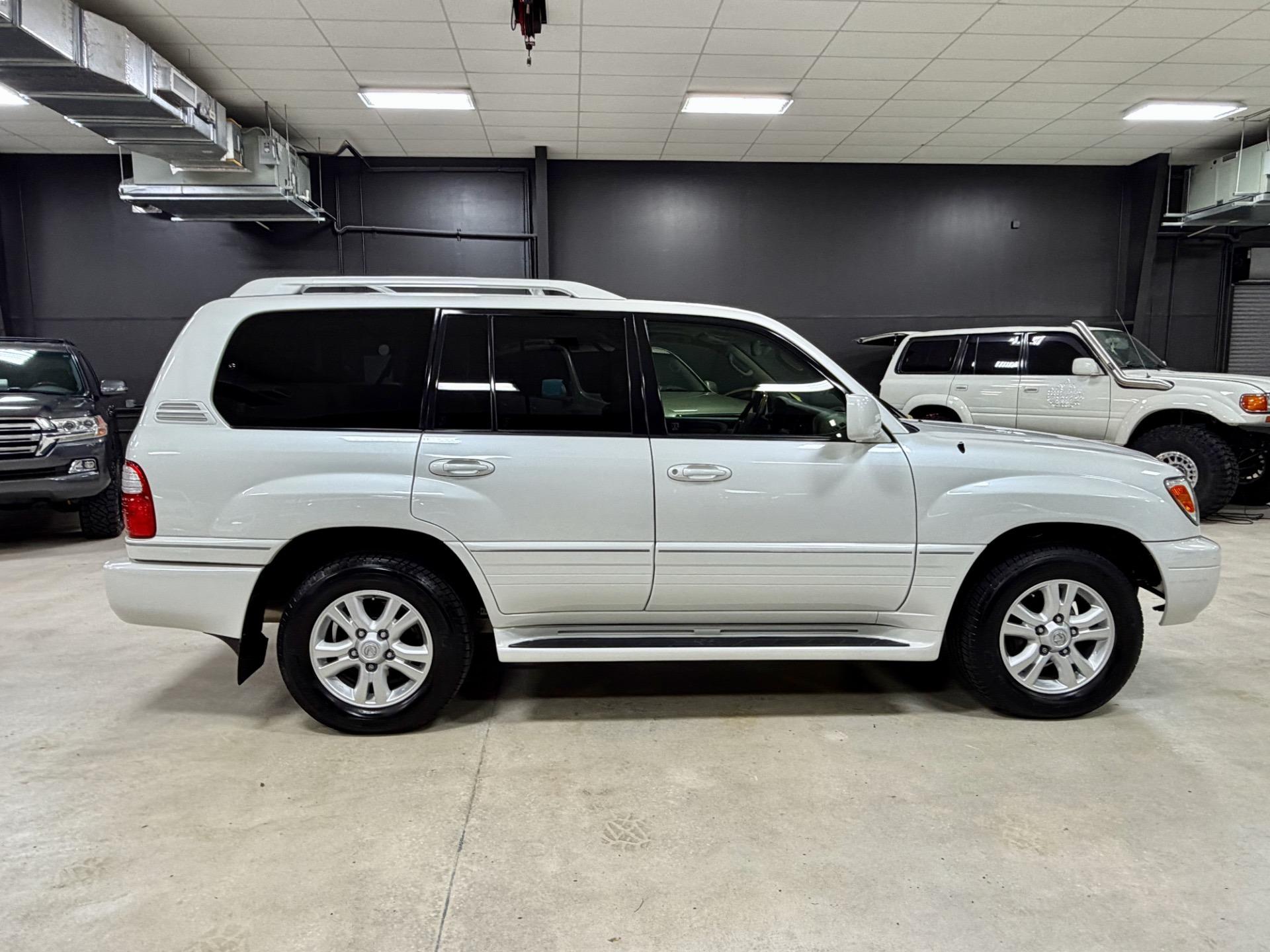 2005 Lexus LX 470