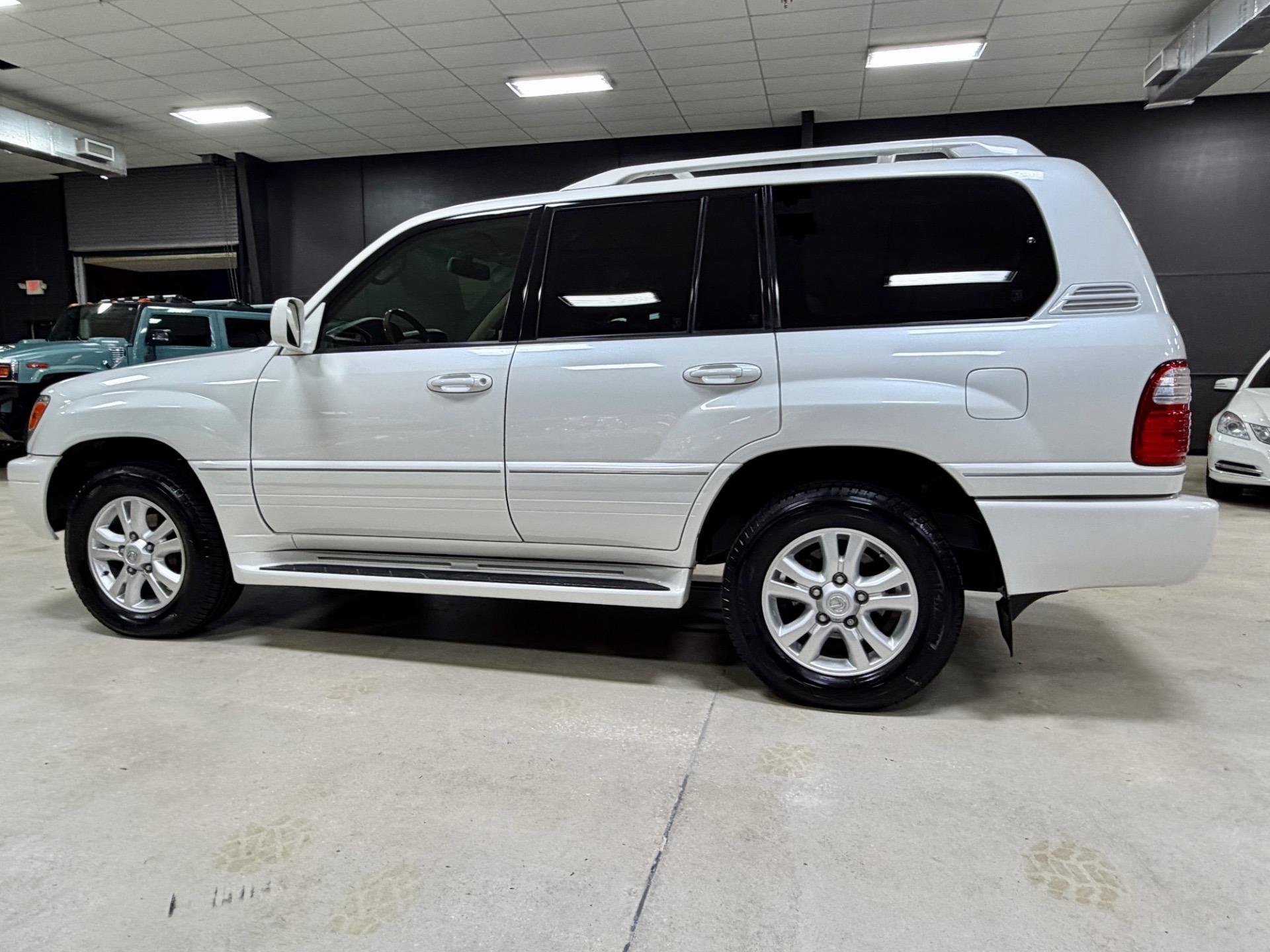 2005 Lexus LX 470