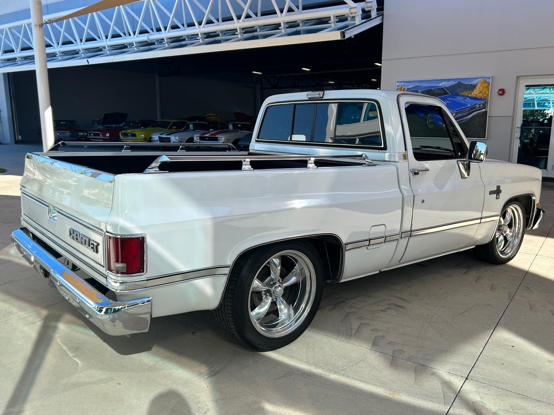 1987 Chevrolet Silverado - 5