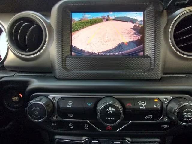 2022 Jeep Wrangler Willys