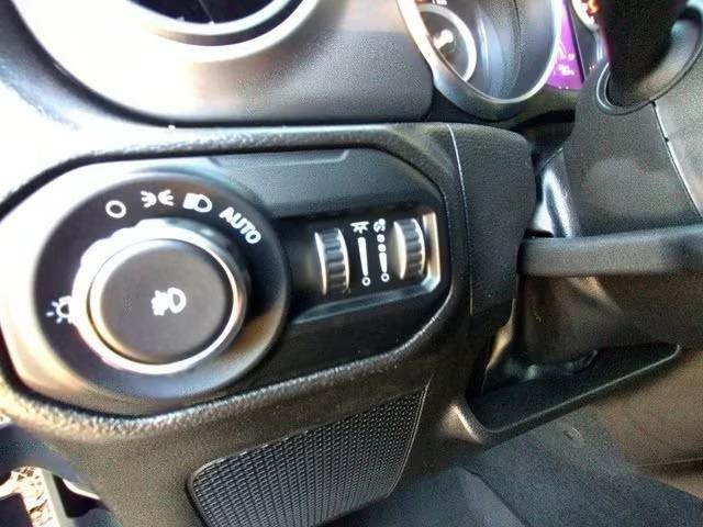 2022 Jeep Wrangler Willys