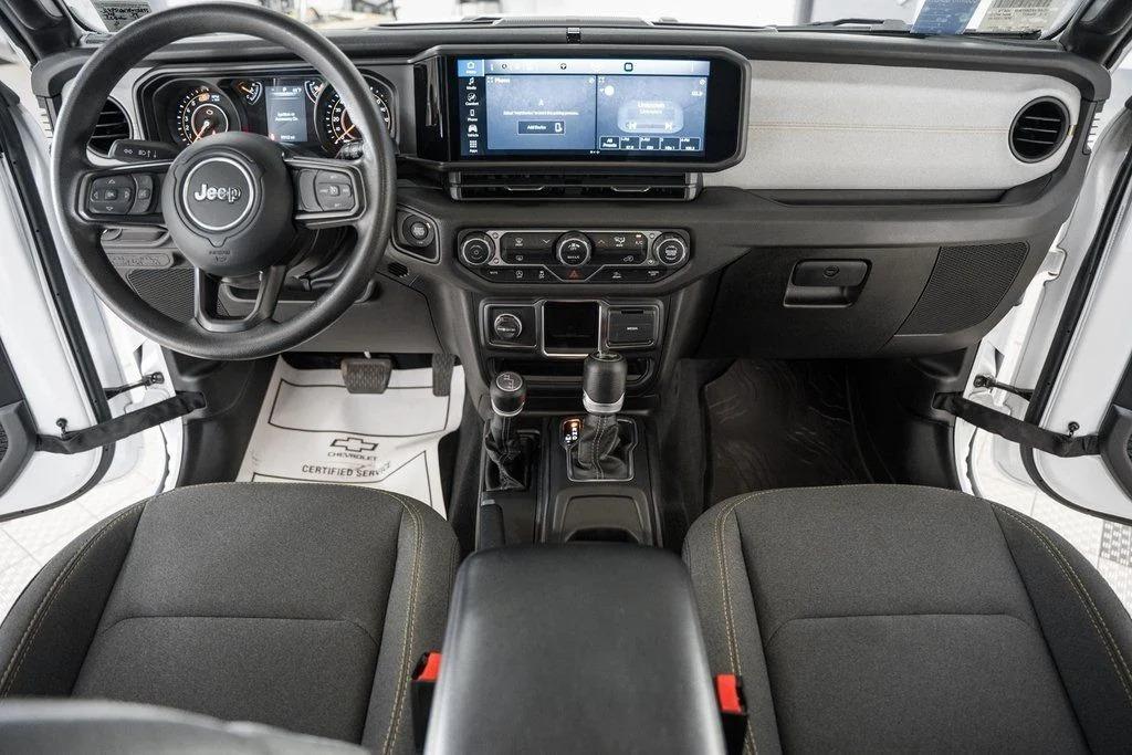 2024 Jeep Wrangler Sport