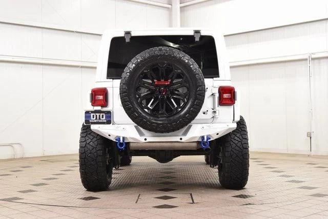 2024 Jeep Wrangler Sahara - 5