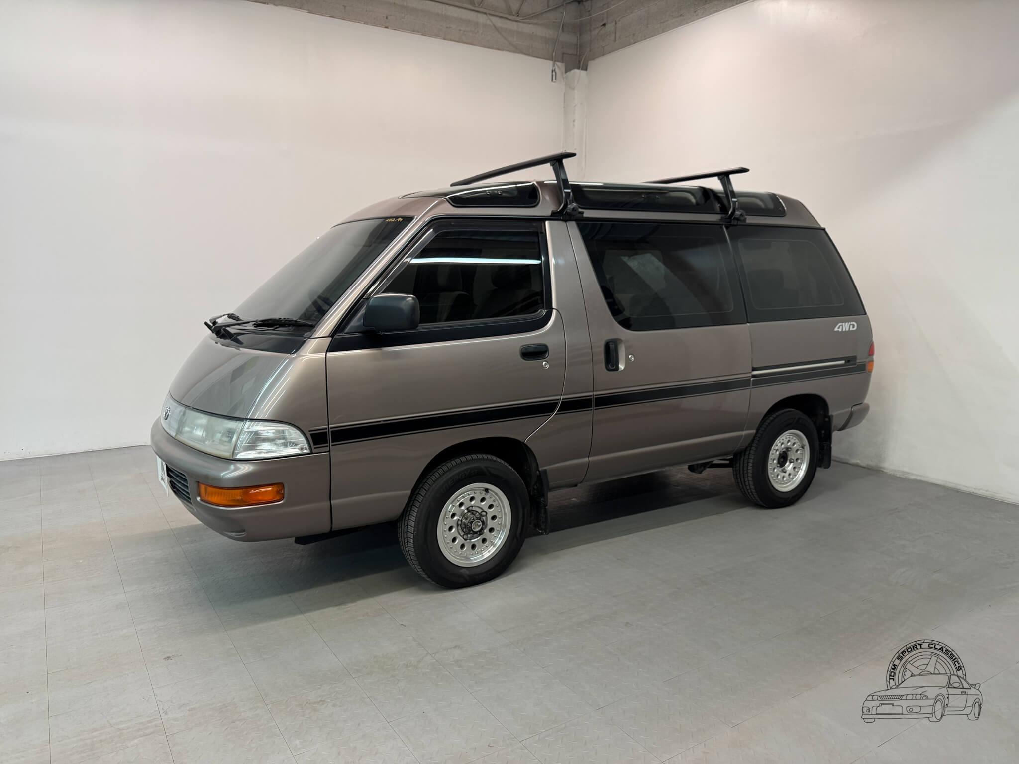 1994 Toyota TownAce Super Extra Skylite Roof