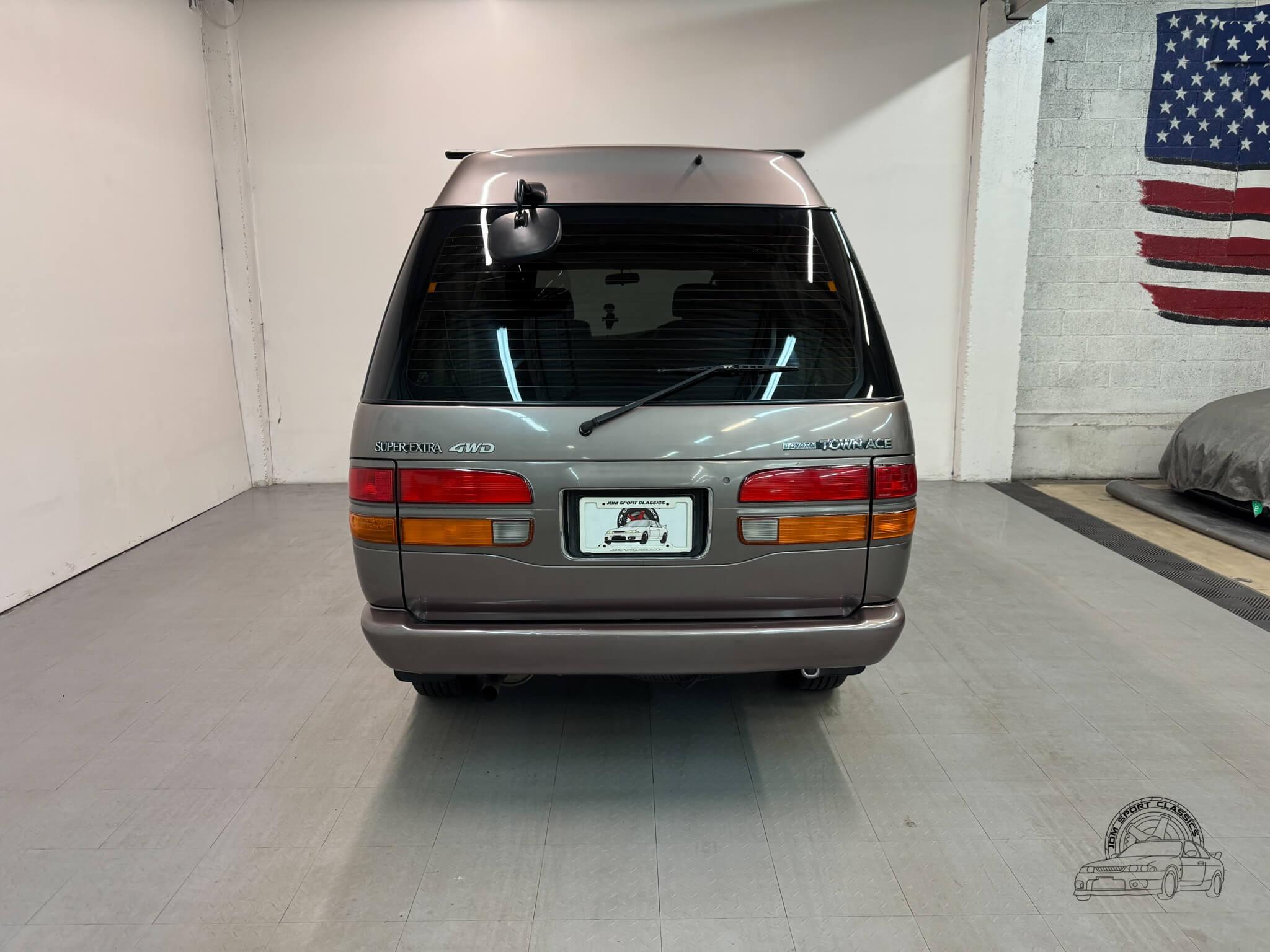 1994 Toyota TownAce Super Extra Skylite Roof