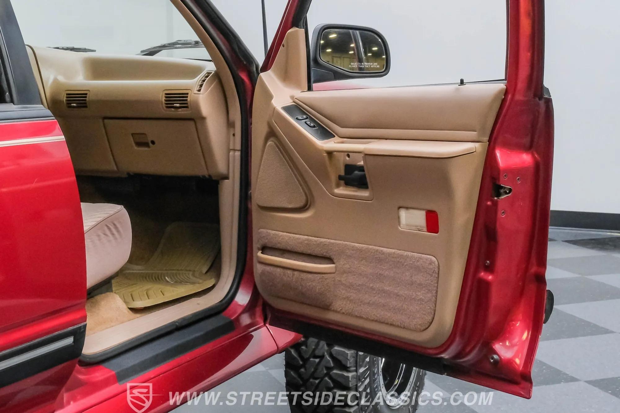 1993 Ford Explorer XLT 4x4