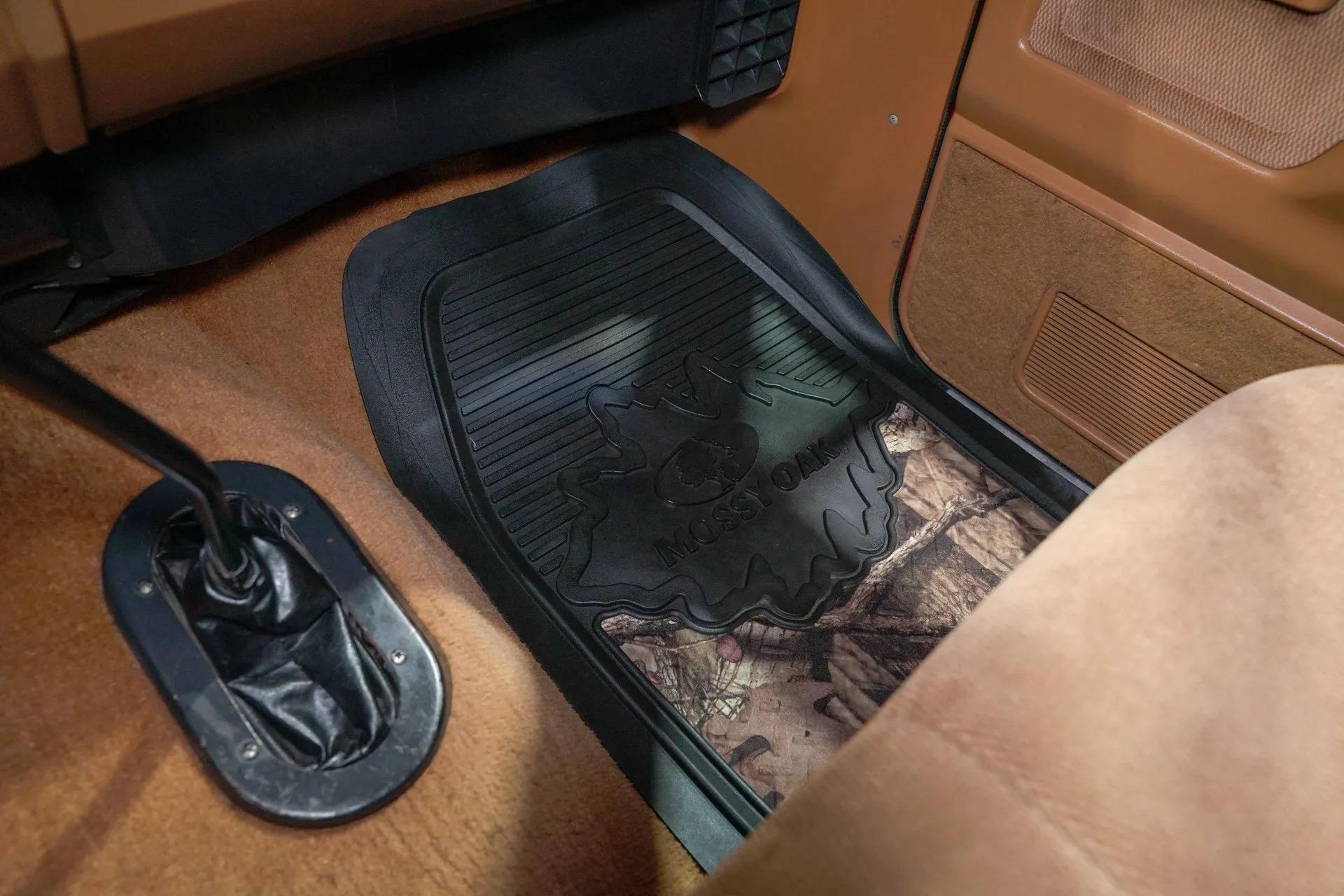 1992 Dodge Ramcharger 150 LE Canyon Sport