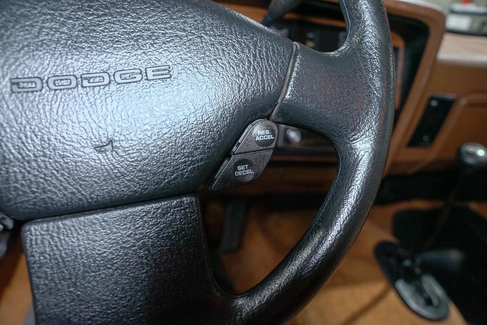 1992 Dodge Ramcharger 150 LE Canyon Sport