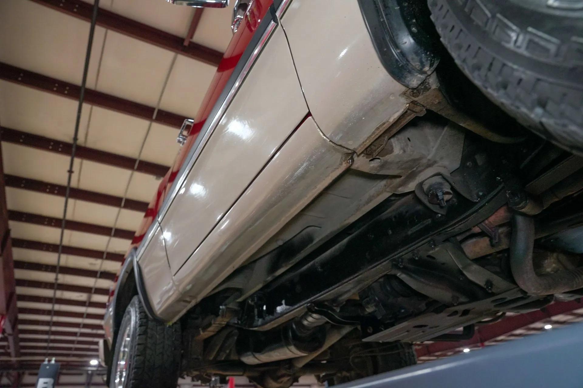 1992 Dodge Ramcharger 150 LE Canyon Sport