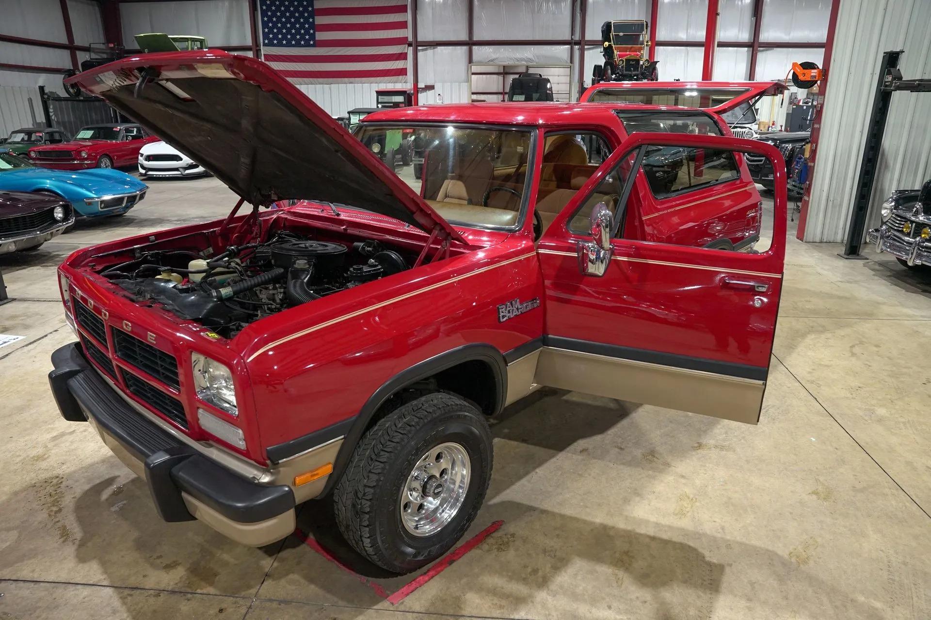1992 Dodge Ramcharger 150 LE Canyon Sport