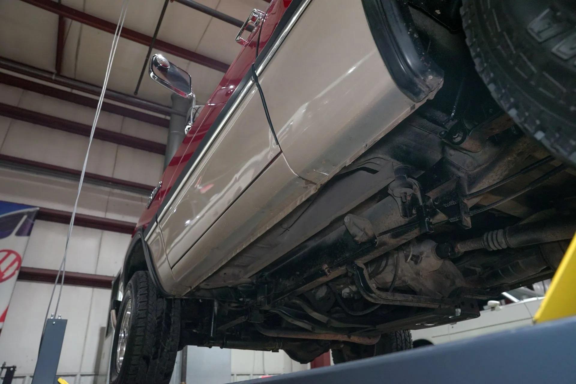 1992 Dodge Ramcharger 150 LE Canyon Sport