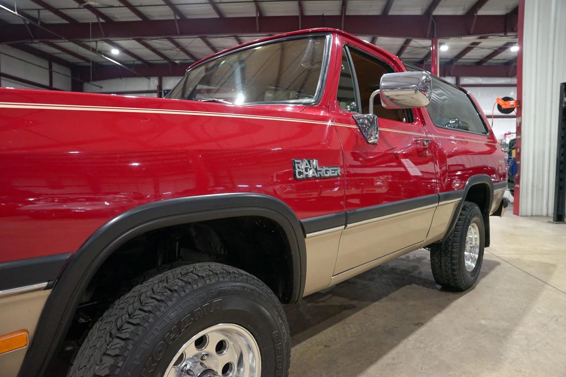 1992 Dodge Ramcharger 150 LE Canyon Sport