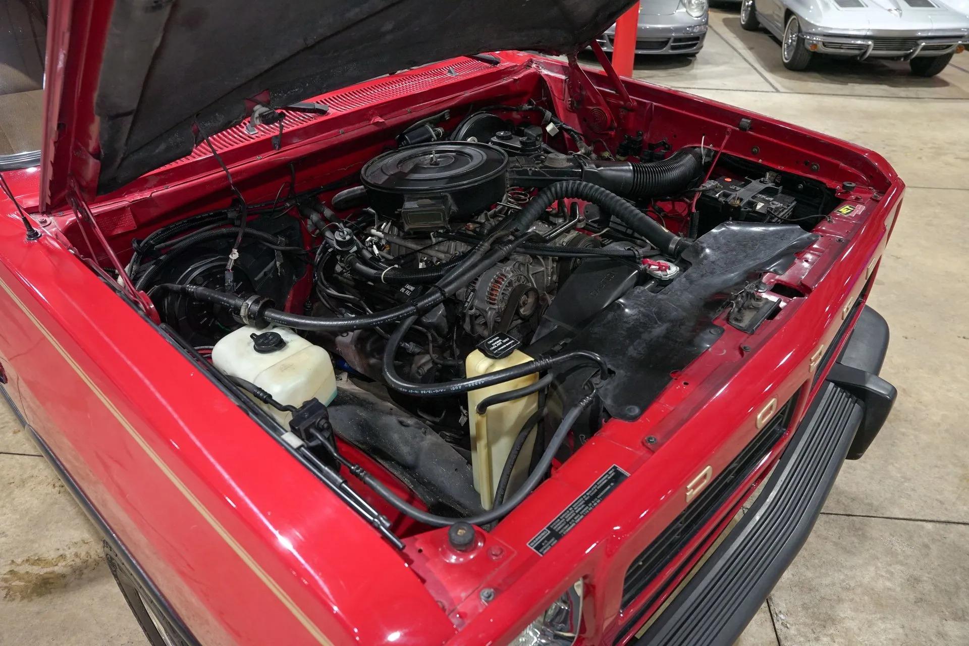 1992 Dodge Ramcharger 150 LE Canyon Sport