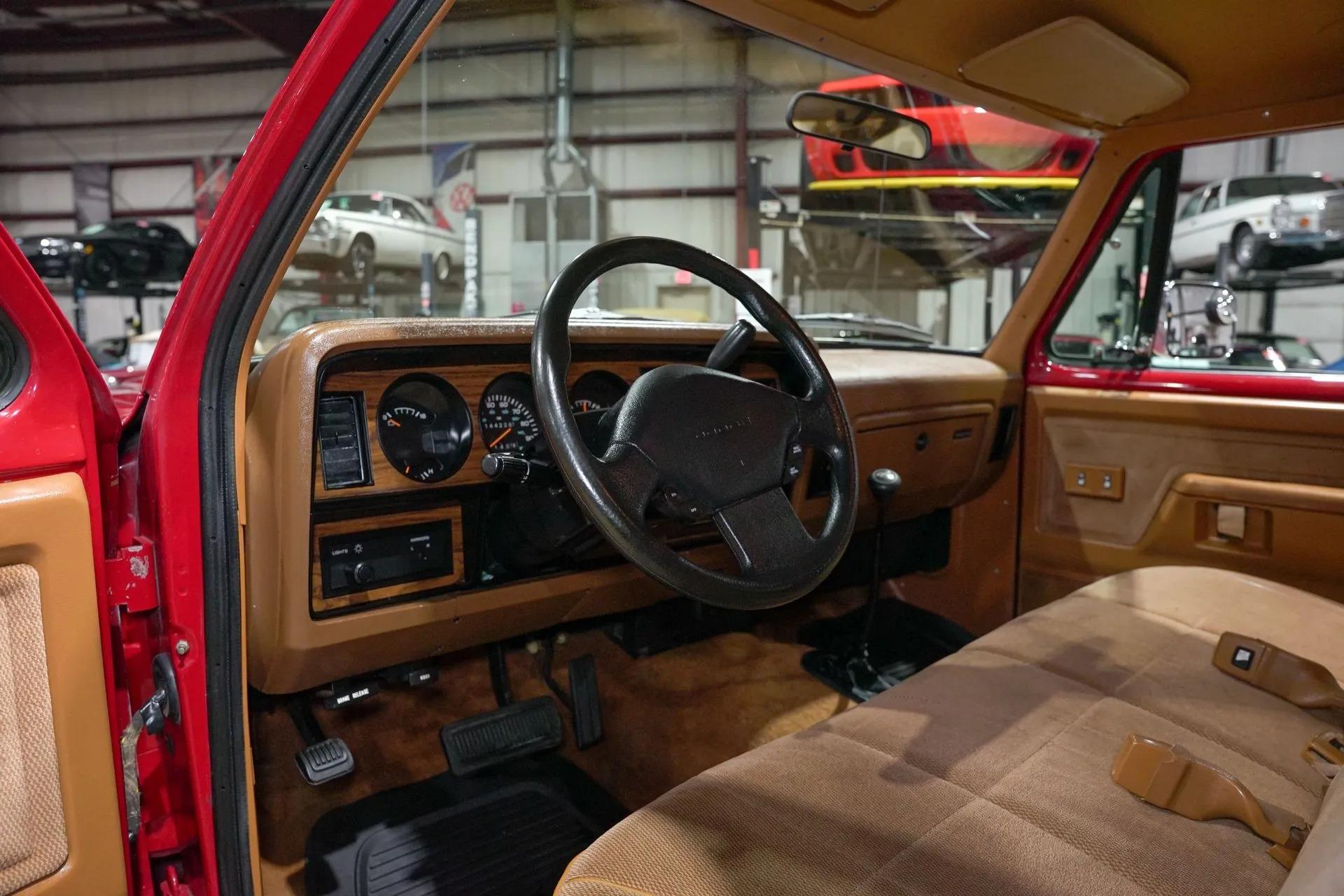 1992 Dodge Ramcharger 150 LE Canyon Sport