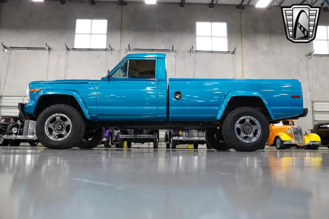 Restored 1984 Jeep J-20 - 4