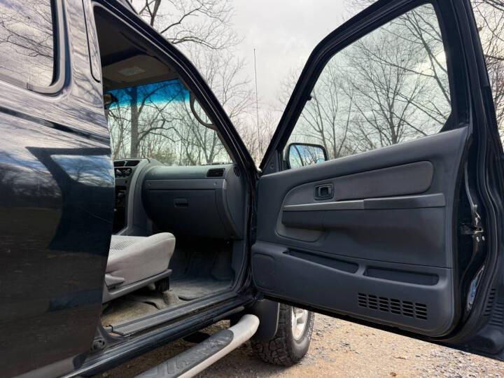 2002 Nissan Frontier SE